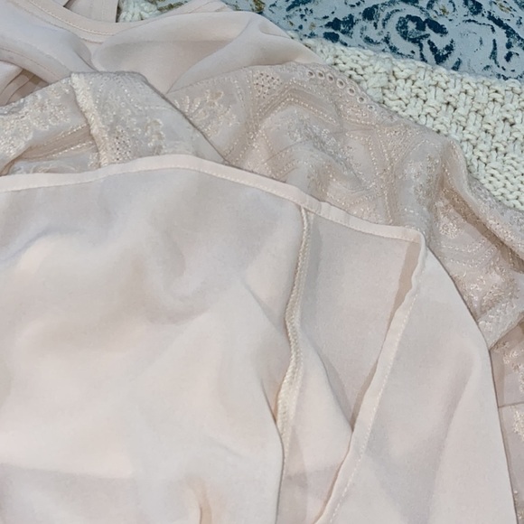 Torrid pale pink top sleeveless size 1X - Picture 6 of 7